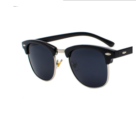 Classic Polarized Sunglasses for Men and Women