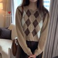 Contrast Color Rhombus Round Neck Knitted Sweater